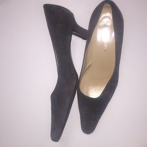 Ralph Lauren gray pumps - decent condition